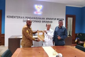 Bupati Mamberamo Raya Perjuangkan Formasi CPNS untuk Anak Asli Daerah