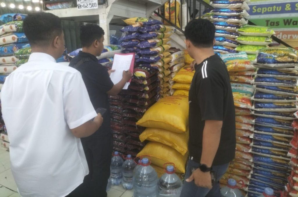 Antisipasi Lonjakan Harga, Polres Jayapura Awasi Peredaran Beras di Pasar Sentani