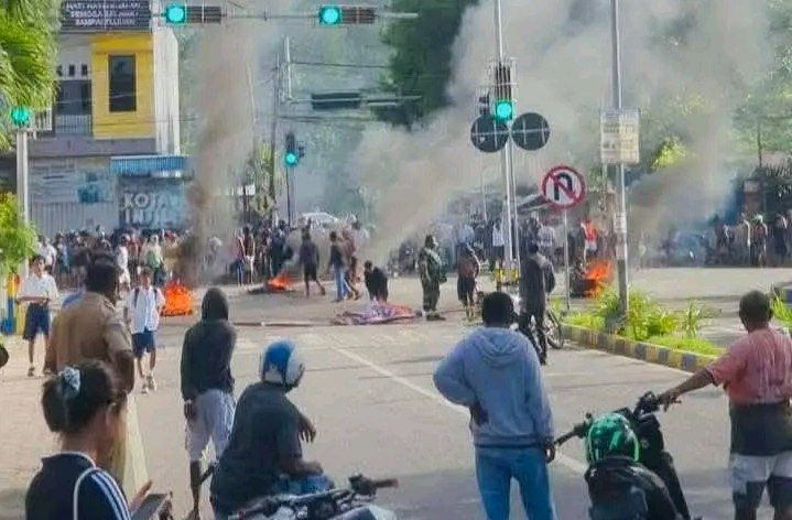 “Gelombang Kemarahan di Manokwari: Anak Tewas Ditabrak Lari, Keluarga Desak Pelaku Ditangkap”