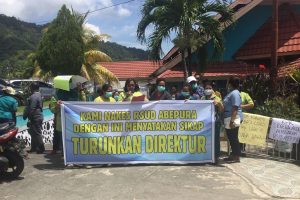 Puluhan Pegawai RSUD Abepura Demo, Tuntut Audit Keuangan hingga Pencopotan Direktur