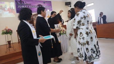 Momentum Paskah Kedua, GKI El-Elyon Kotaraja, Teguhkan Iman Lewat Baptisan