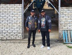 Di Tengah Keterbatasan, Pemuda Papua Hadir Bantu Rumah Tuhan di Mambawi