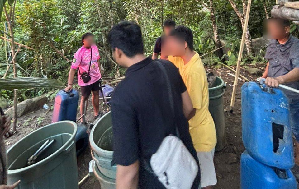 Penertiban Miras Lokal Boplas di Toladan, Sentani