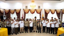 Bupati Biak Sambut 30 Mahasiswa UGM, Siap Garap Potensi Pulau Bromsi Selama 50 Hari