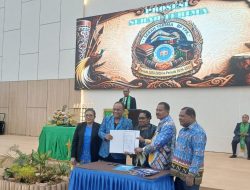 Tongkat Estafet YPK Tanah Papua Berpindah, Pdt. Abraham Ungirwalu Siap Bawa Pendidikan Kristen Lebih Maju