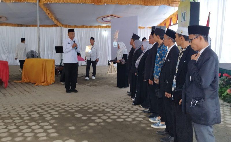 Dr. Abdul Rahman Basri, S.Sos., MKP., Asisten II Setda, membuka MTQ XXXI Kabupaten Jayapura