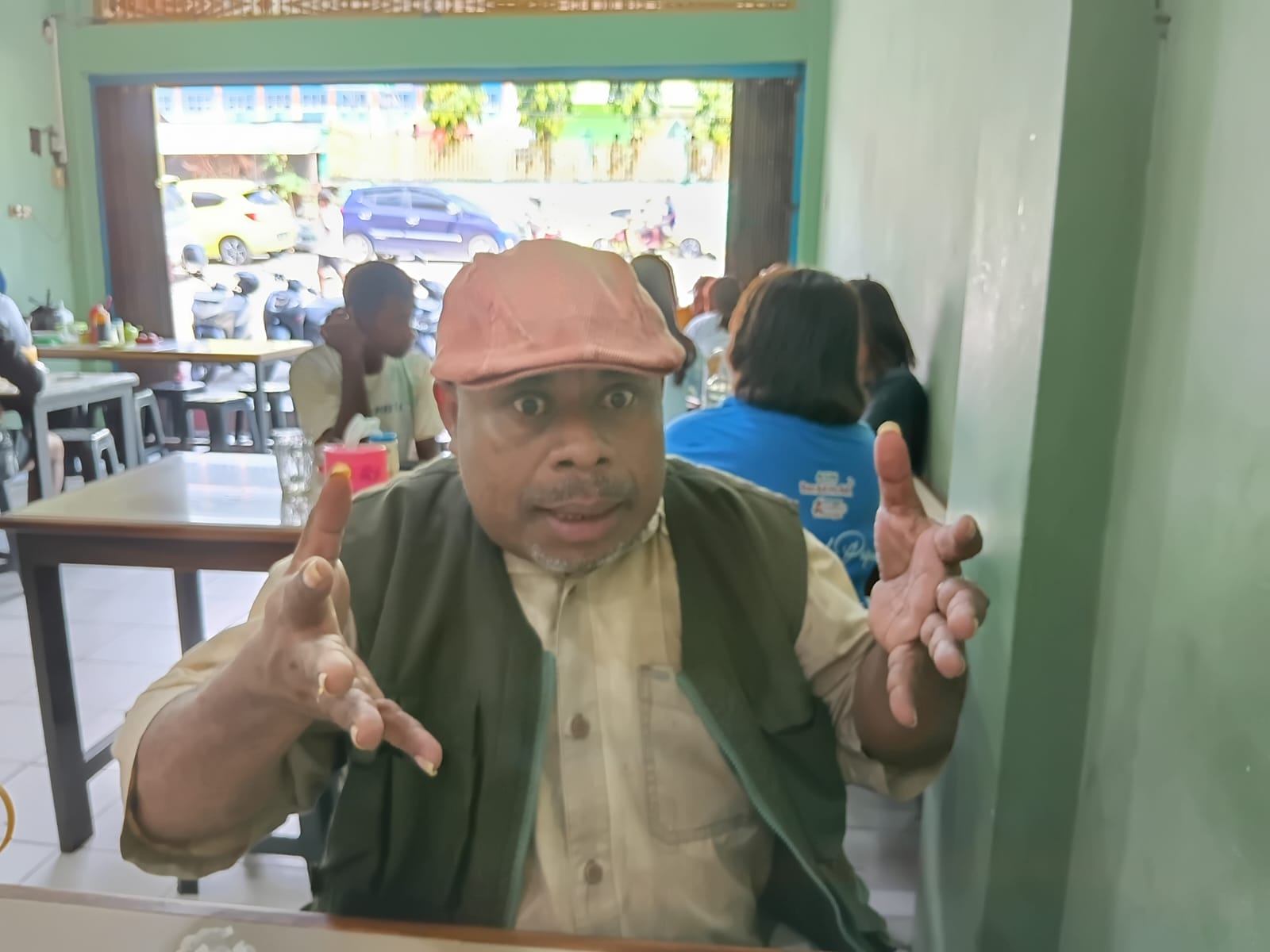 Benyamin Wayangkau Aktivis Pemuda Saireri