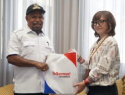 Pemkab Jayapura Minta Telkomsel Perkuat Sinyal di Pedalaman dan Dukung Festival Danau Sentani