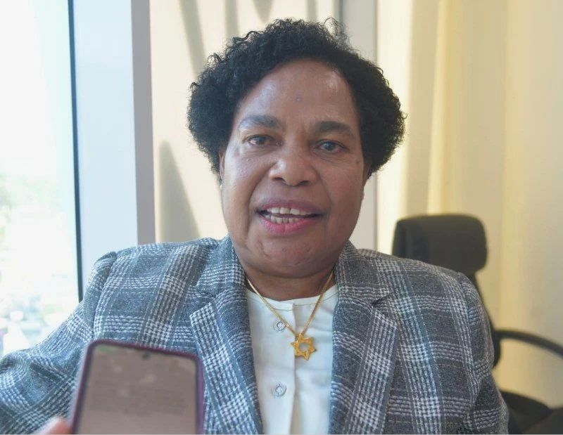 Nerlince Wamuar, SE., M.Pd., Ketua MRP Papua