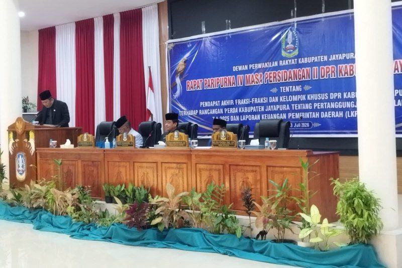 Tampak pimpinan Sidang DPRK Kabupaten Jayapura