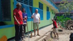 Musa Sombuk Buktikan Komitmen untuk Adat Papua, Salurkan Bantuan Rehab Sekretariat DAP