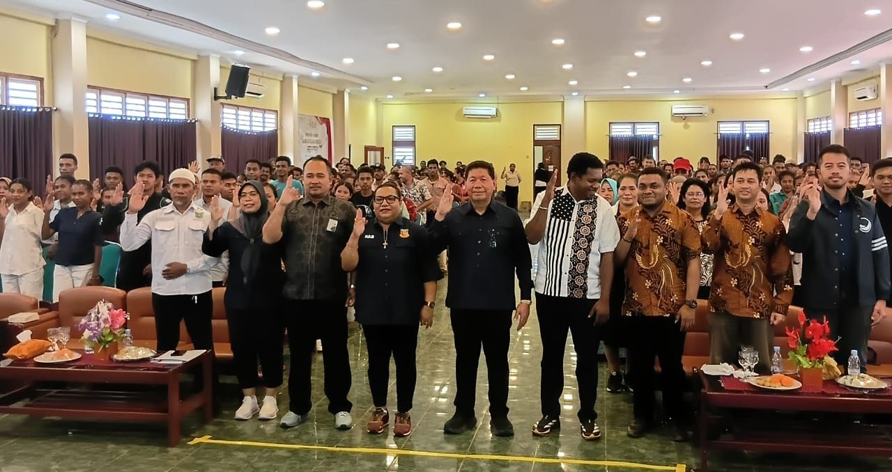 Nampak Tonny Tesar, anggota Komisi XIII DPR-RI usai kegiatan