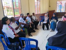 Tim Ekspedisi Patriot Unair Dorong Desa Sehat di Kawasan Transmigrasi Prafi